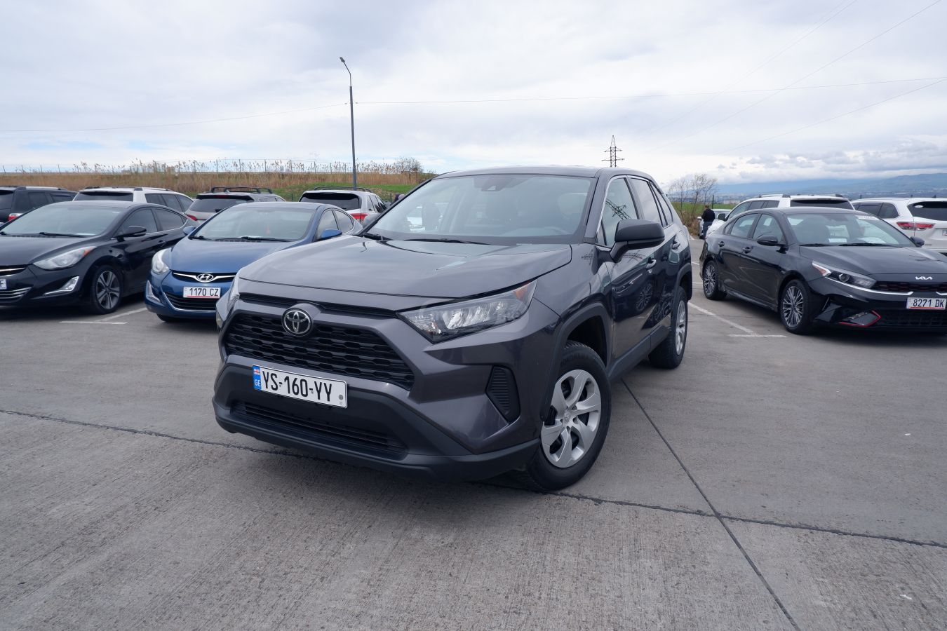 Toyota RAV 4 - фото 1