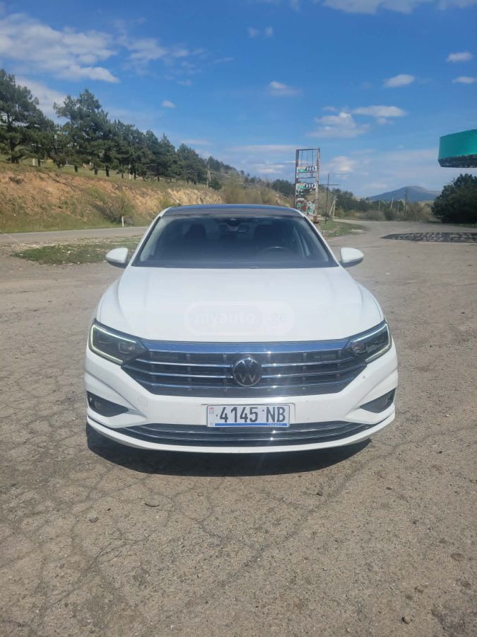 Volkswagen Jetta - фото 3