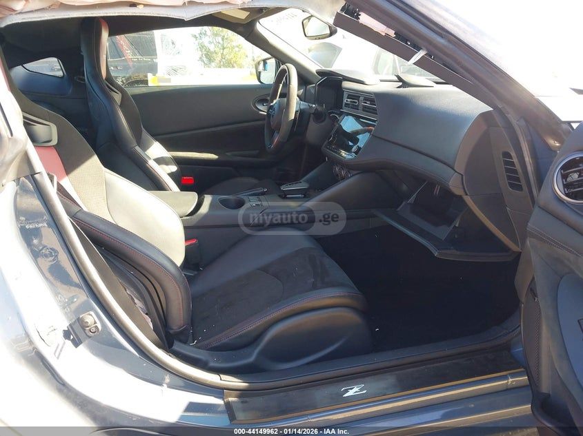 Nissan 370 Z 2024 — миниатюра 5