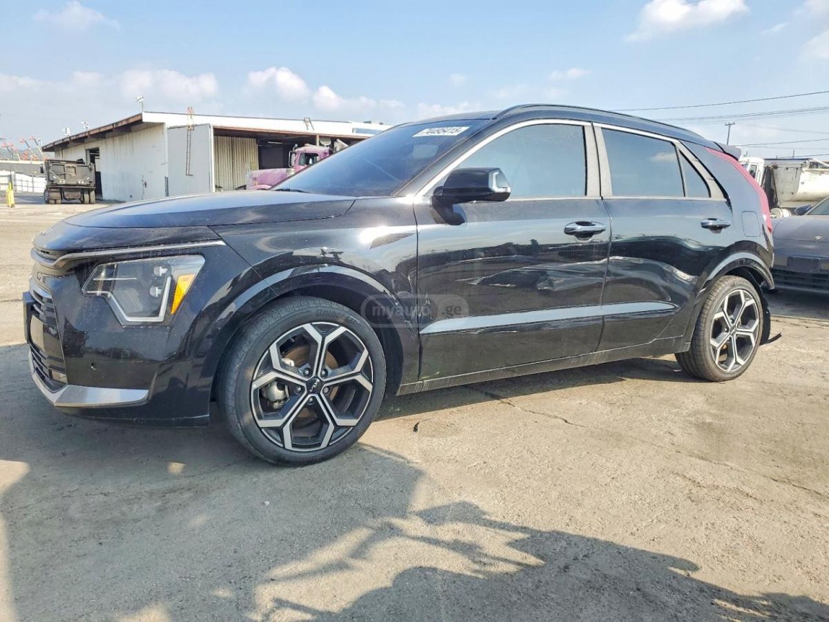 Kia Niro - фото 1