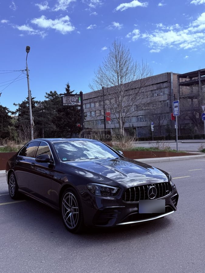 Mercedes-Benz E53 AMG - фото 3