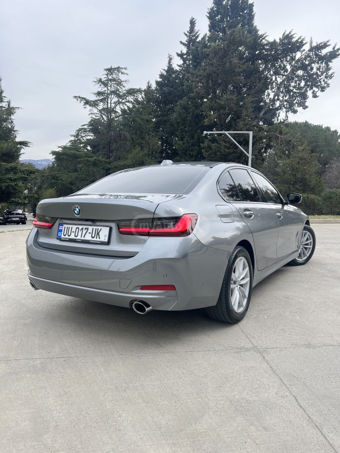 BMW  — миниатюра 4