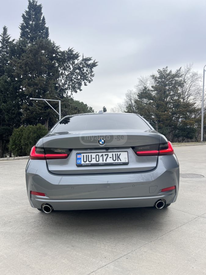 BMW  — миниатюра 5