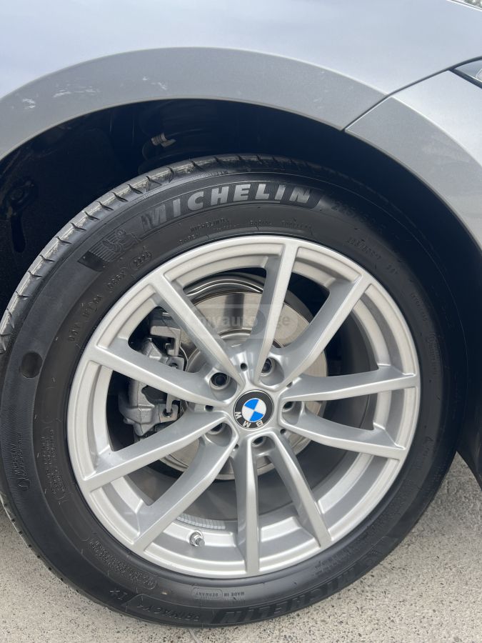 BMW  — миниатюра 8