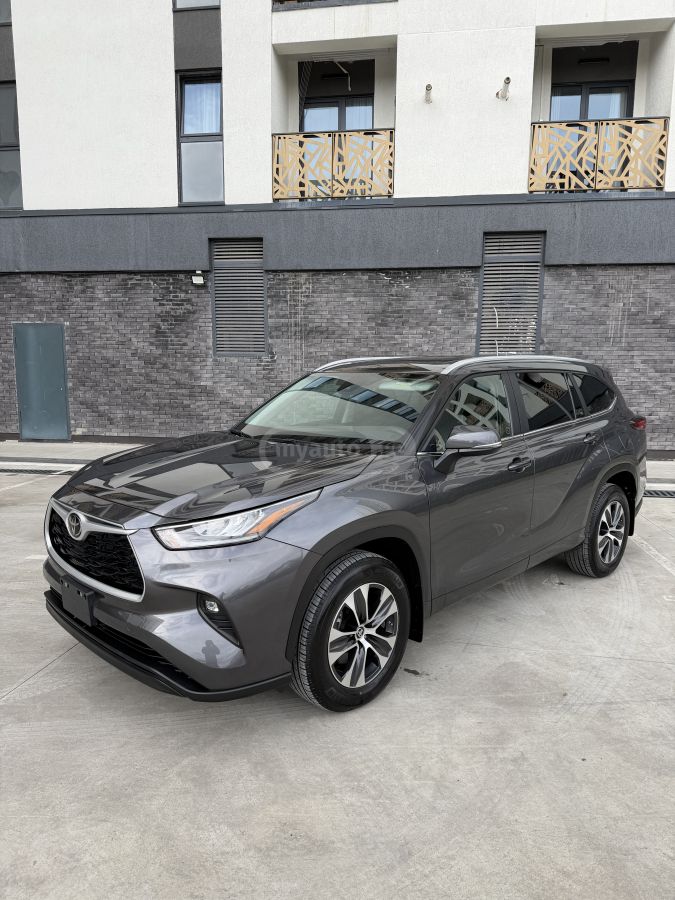 Toyota Highlander - фото 2