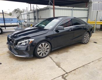 Mercedes-BenzCLA 250