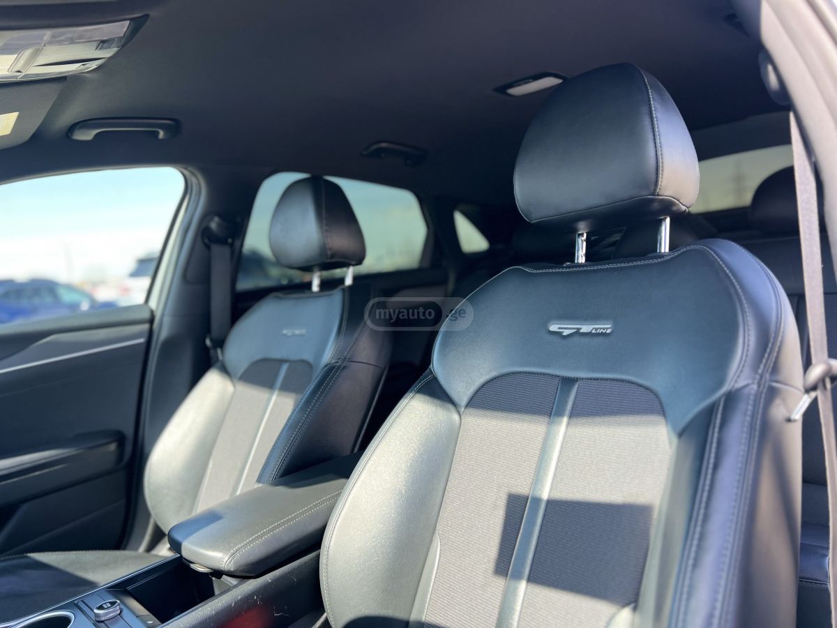 Kia K5 - фото 10