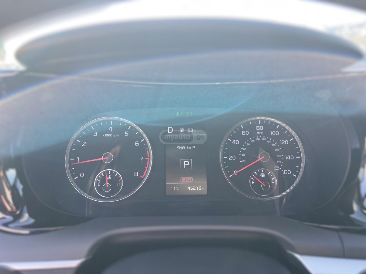 Kia K5 - фото 11