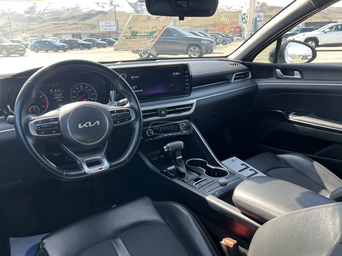 Kia K5 - фото 7