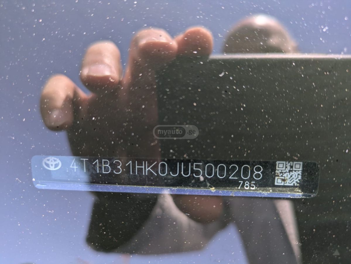 Toyota Camry - фото 12