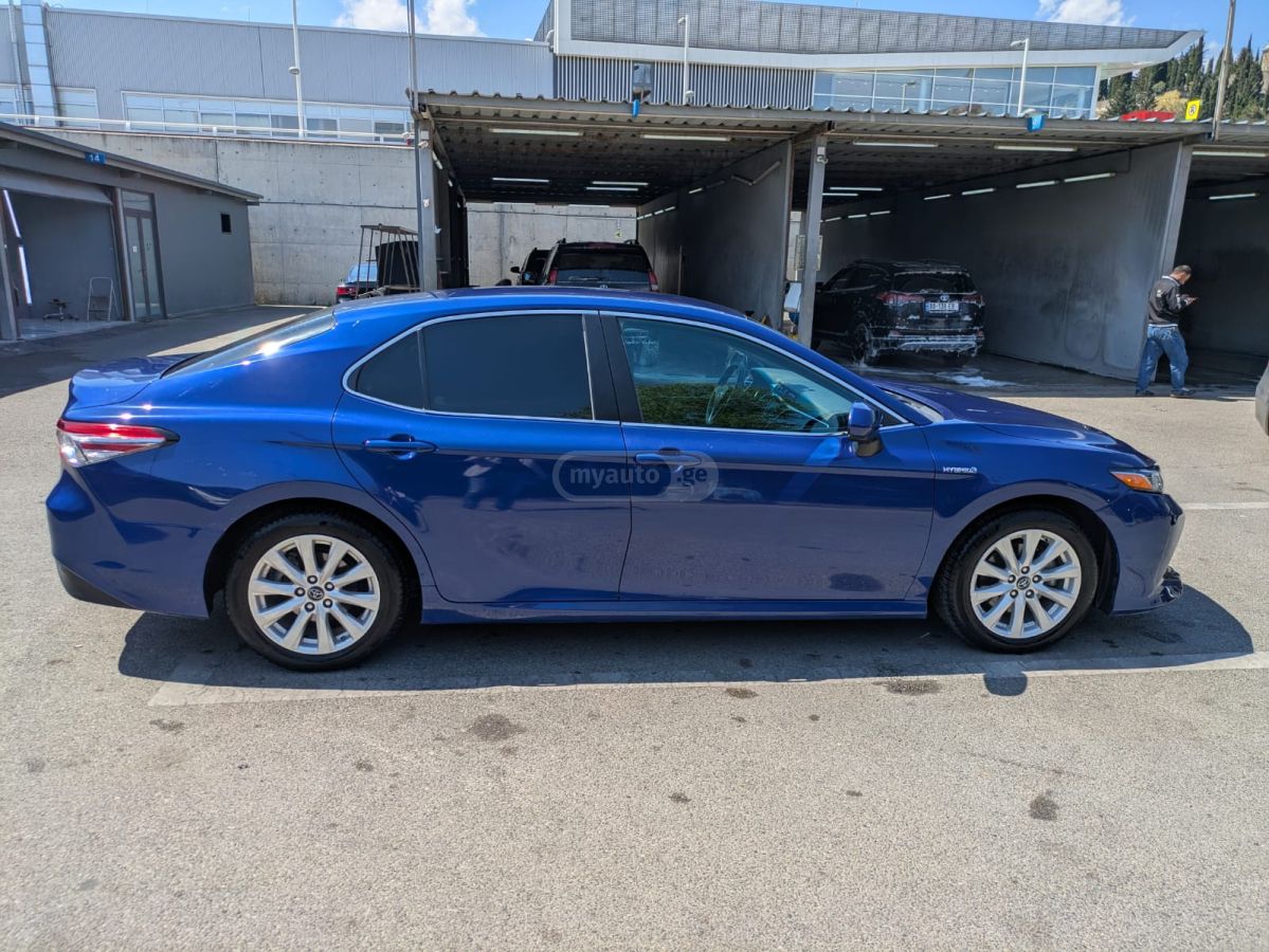 Toyota Camry - фото 13