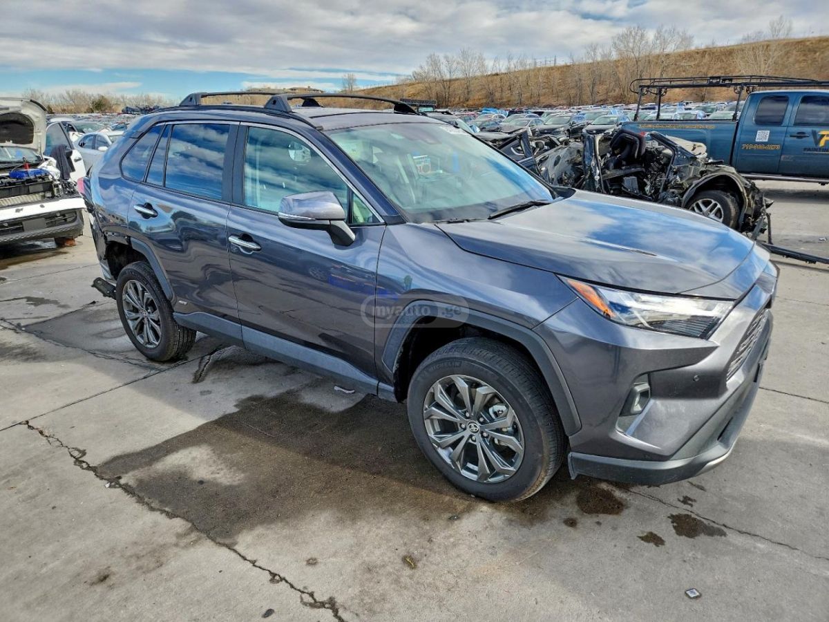 Toyota Limited 4dr All Wheel Drive CV — миниатюра 4