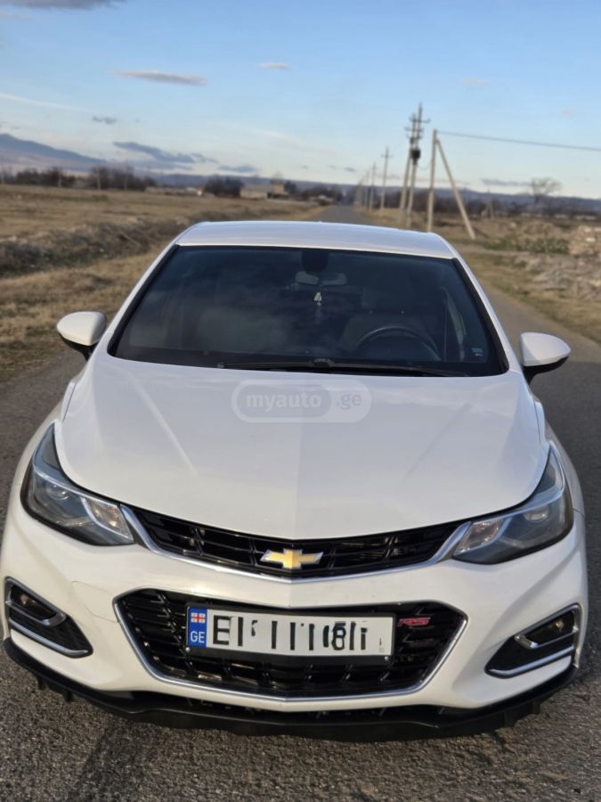 Chevrolet Cruze - фото 12