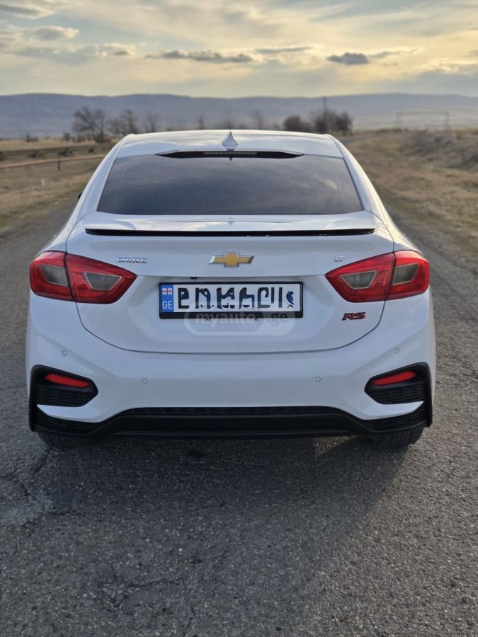 Chevrolet Cruze - фото 13