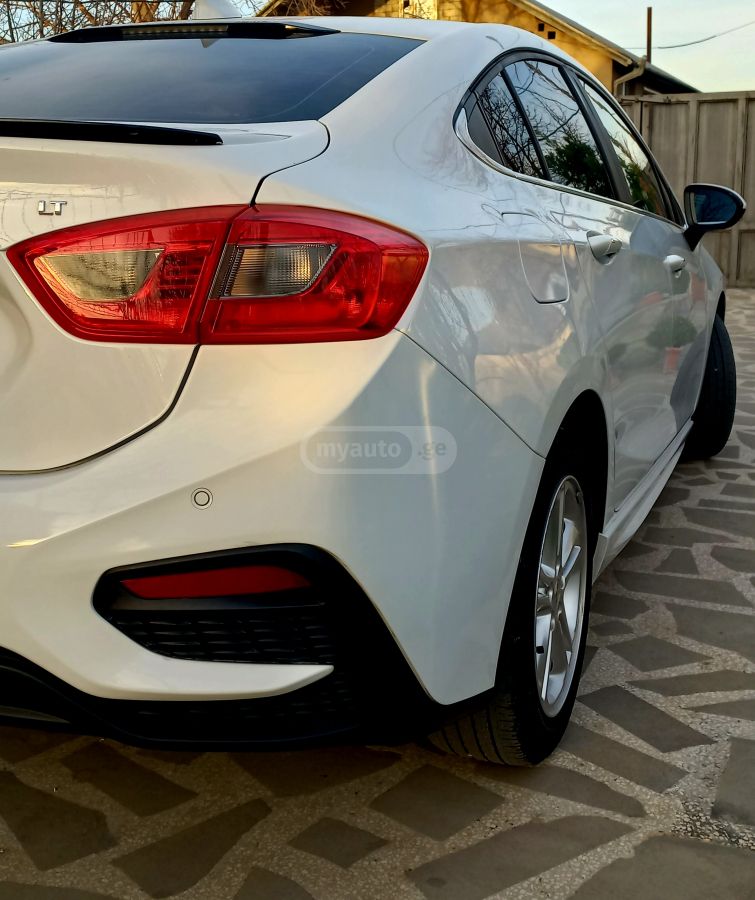 Chevrolet Cruze - фото 2