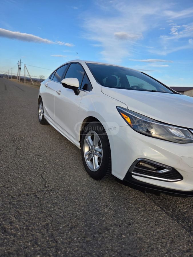 Chevrolet Cruze - фото 5