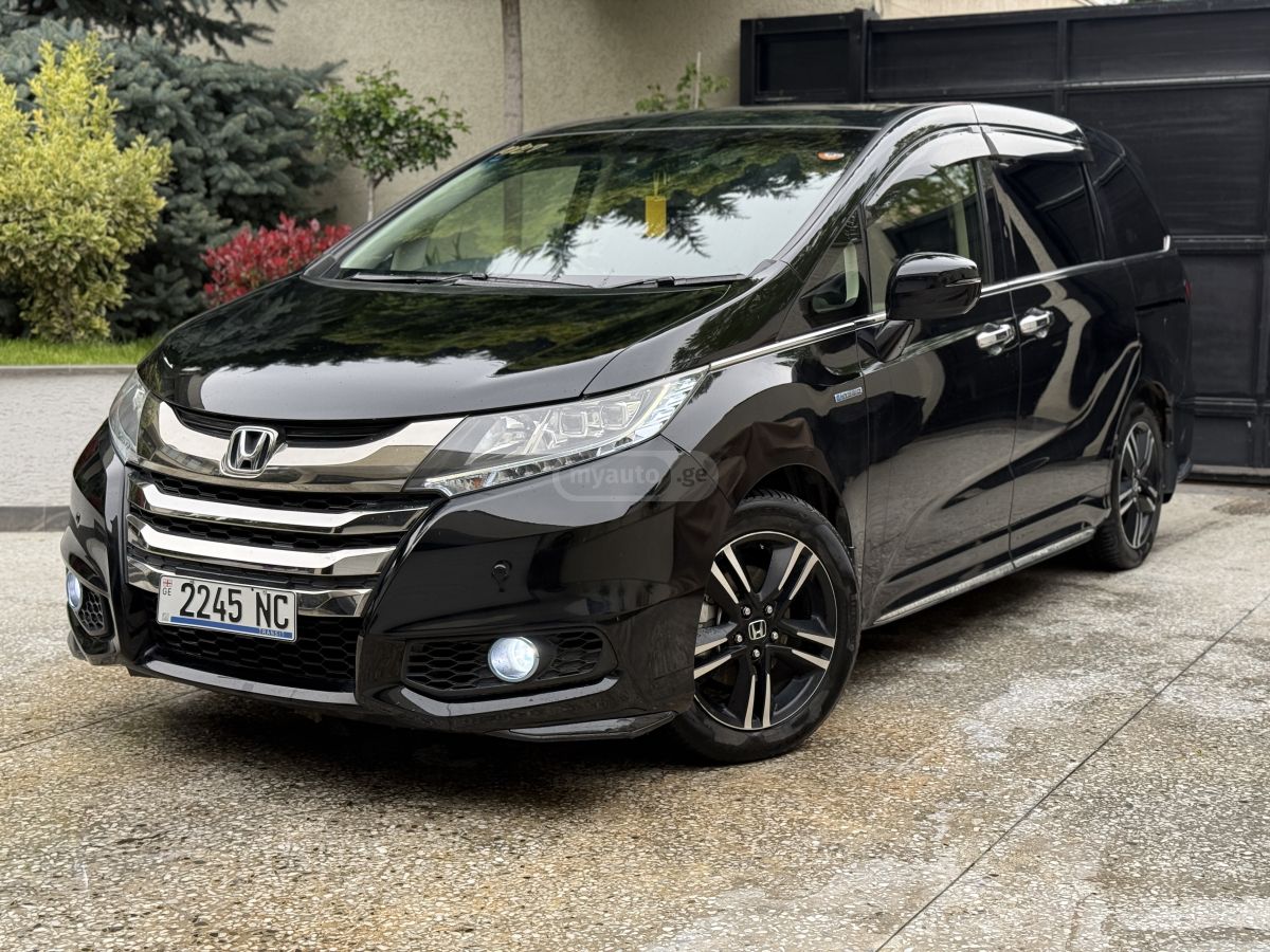 Honda Odyssey - фото 1