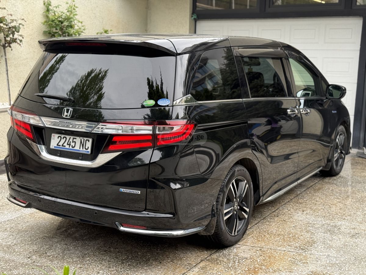 Honda Odyssey - фото 3