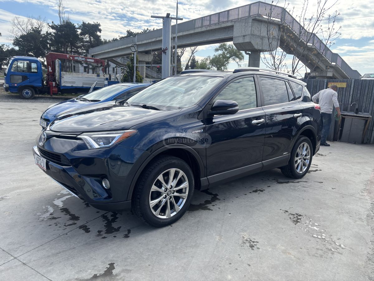Toyota Rav 4 - фото 2