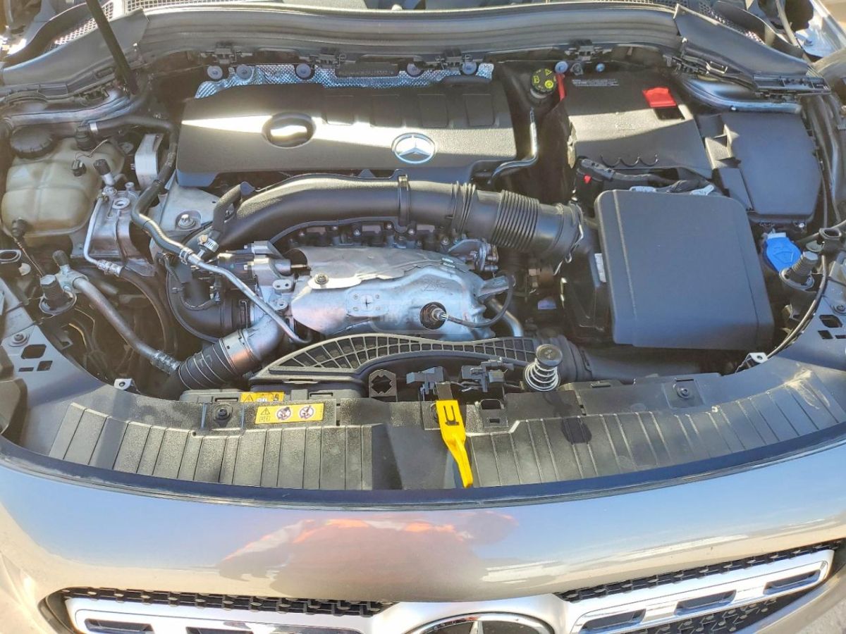 Mercedes-Benz GLA 250 - фото 11