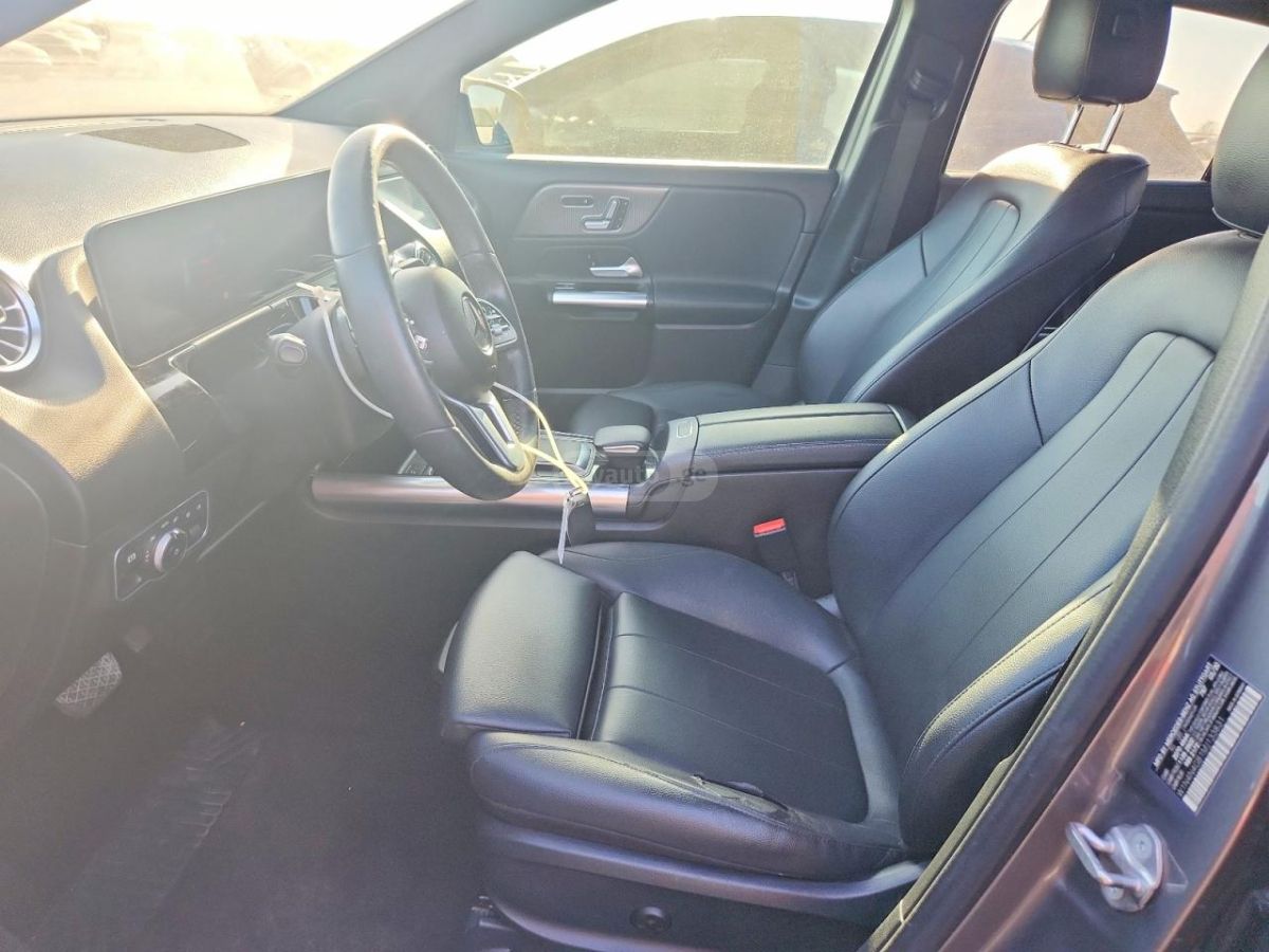 Mercedes-Benz GLA 250 - фото 7