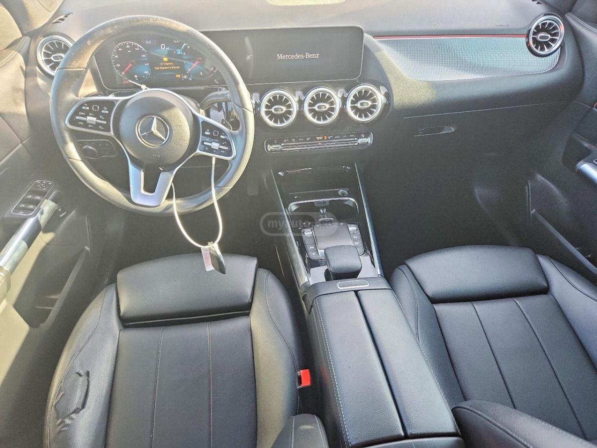 Mercedes-Benz GLA 250 - фото 8