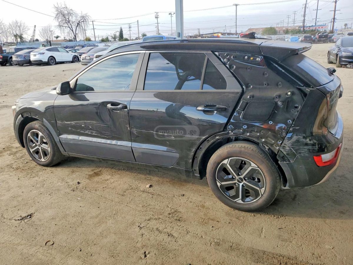 Kia EX — миниатюра 12