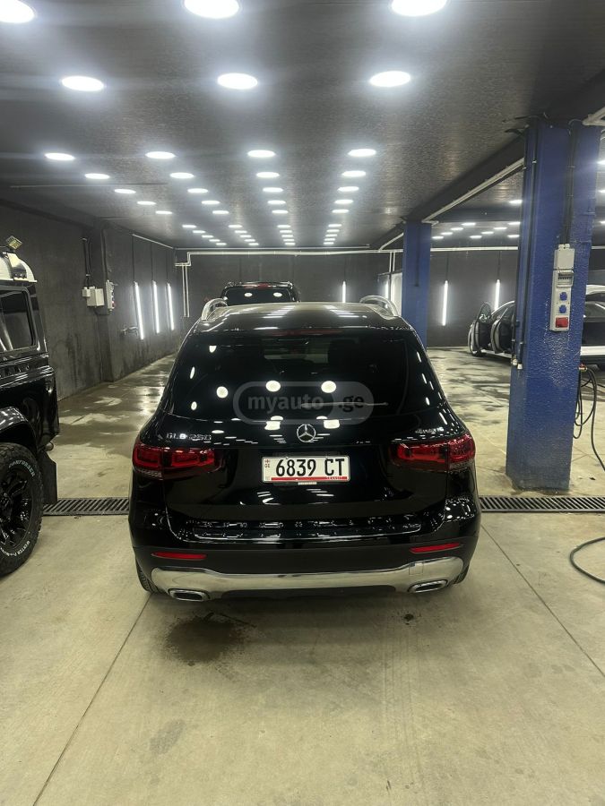 Mercedes-Benz GLB 250 - фото 13