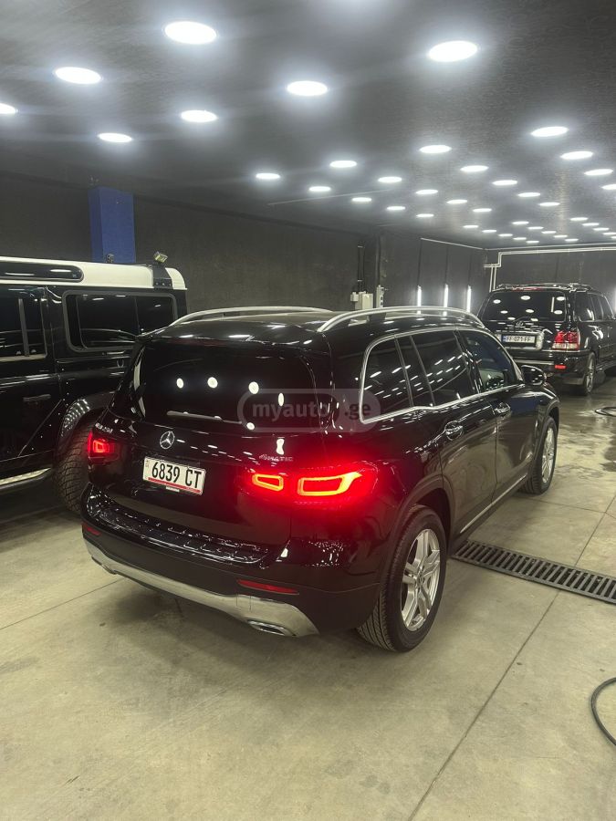 Mercedes-Benz GLB 250 - фото 3