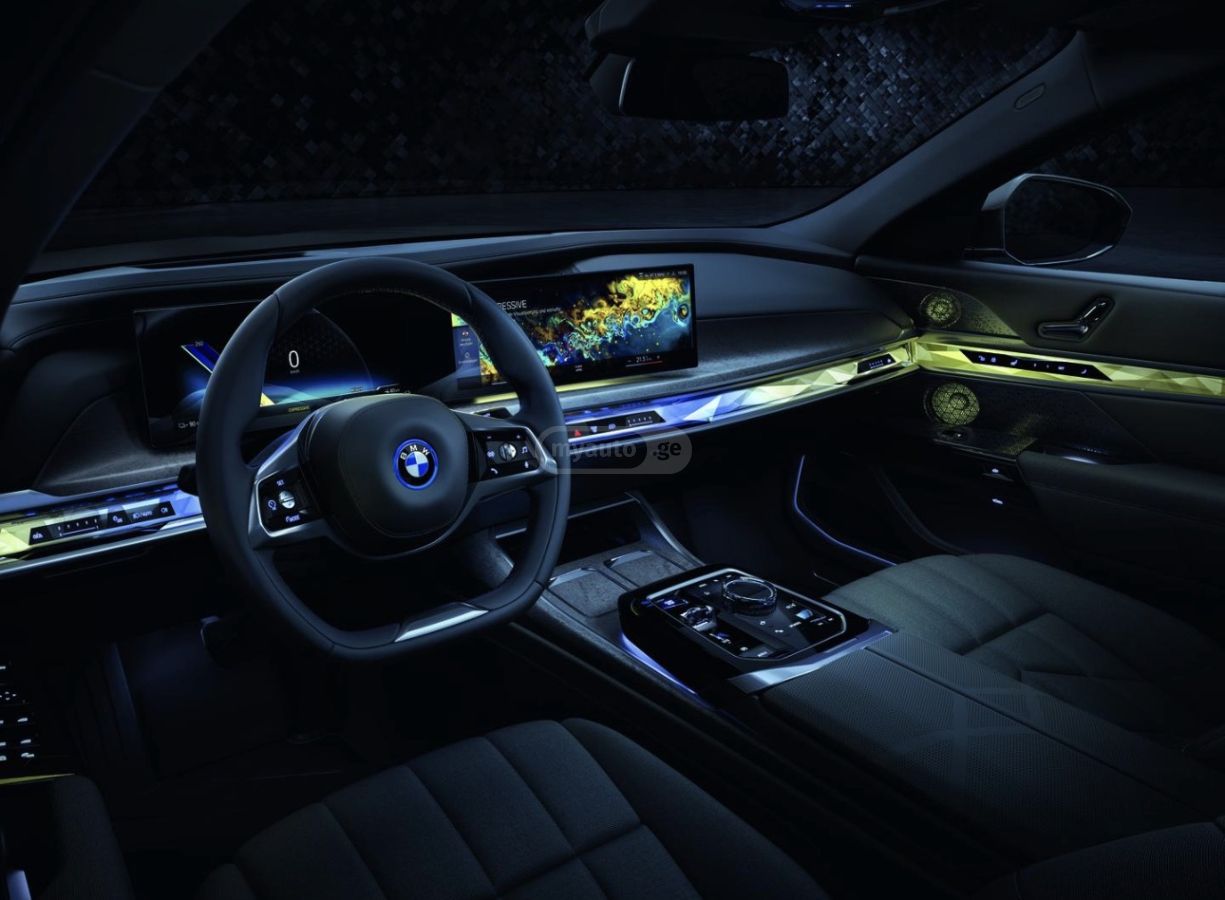 BMW I7 - фото 12