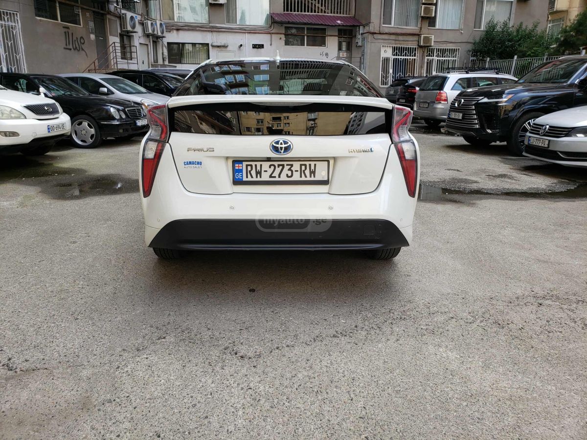 Toyota Prius - фото 7