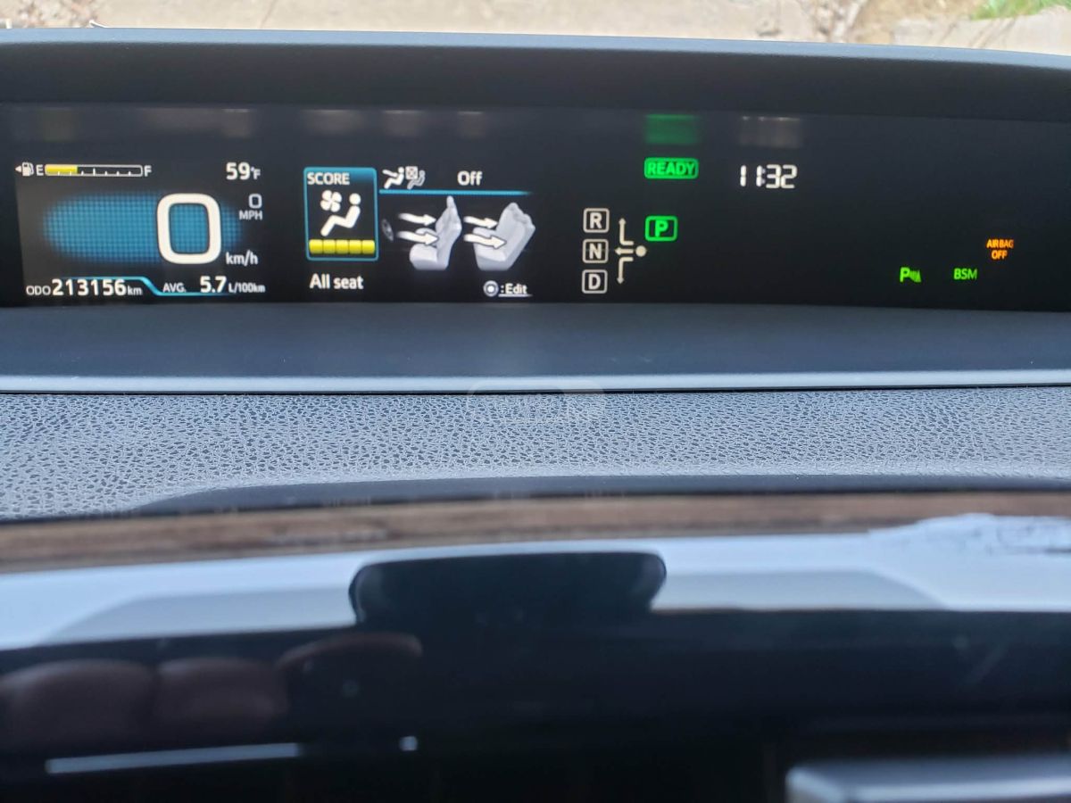 Toyota Prius - фото 8