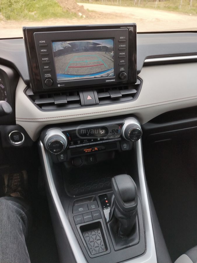 Toyota RAV 4 - фото 12