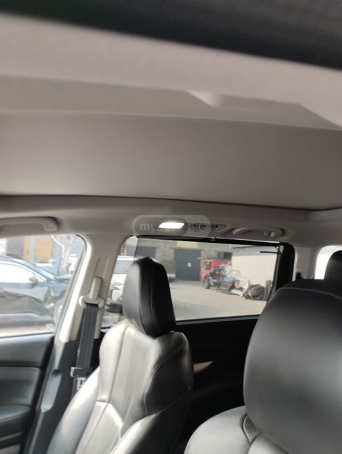 Subaru Limited All-Wheel Drive CVT — миниатюра 14