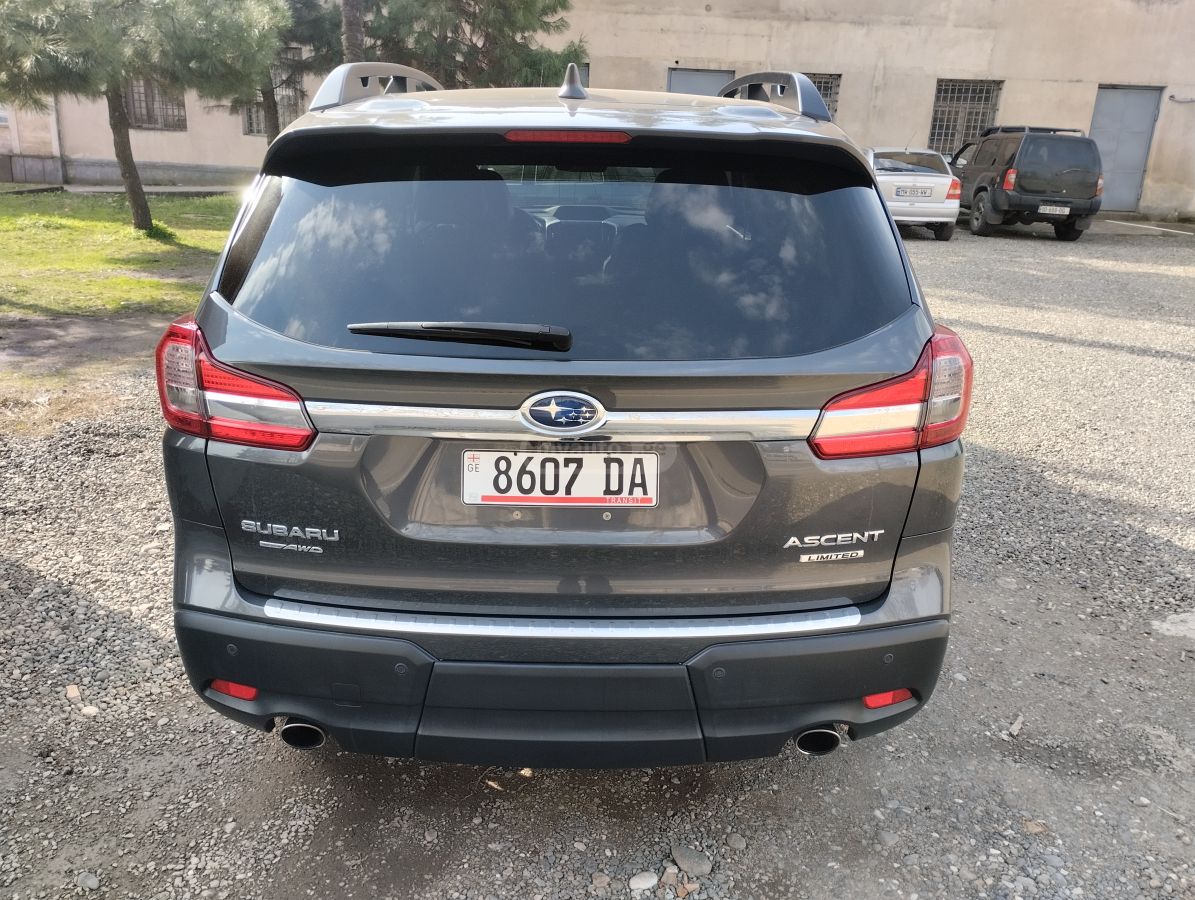 Subaru Limited All-Wheel Drive CVT — миниатюра 7