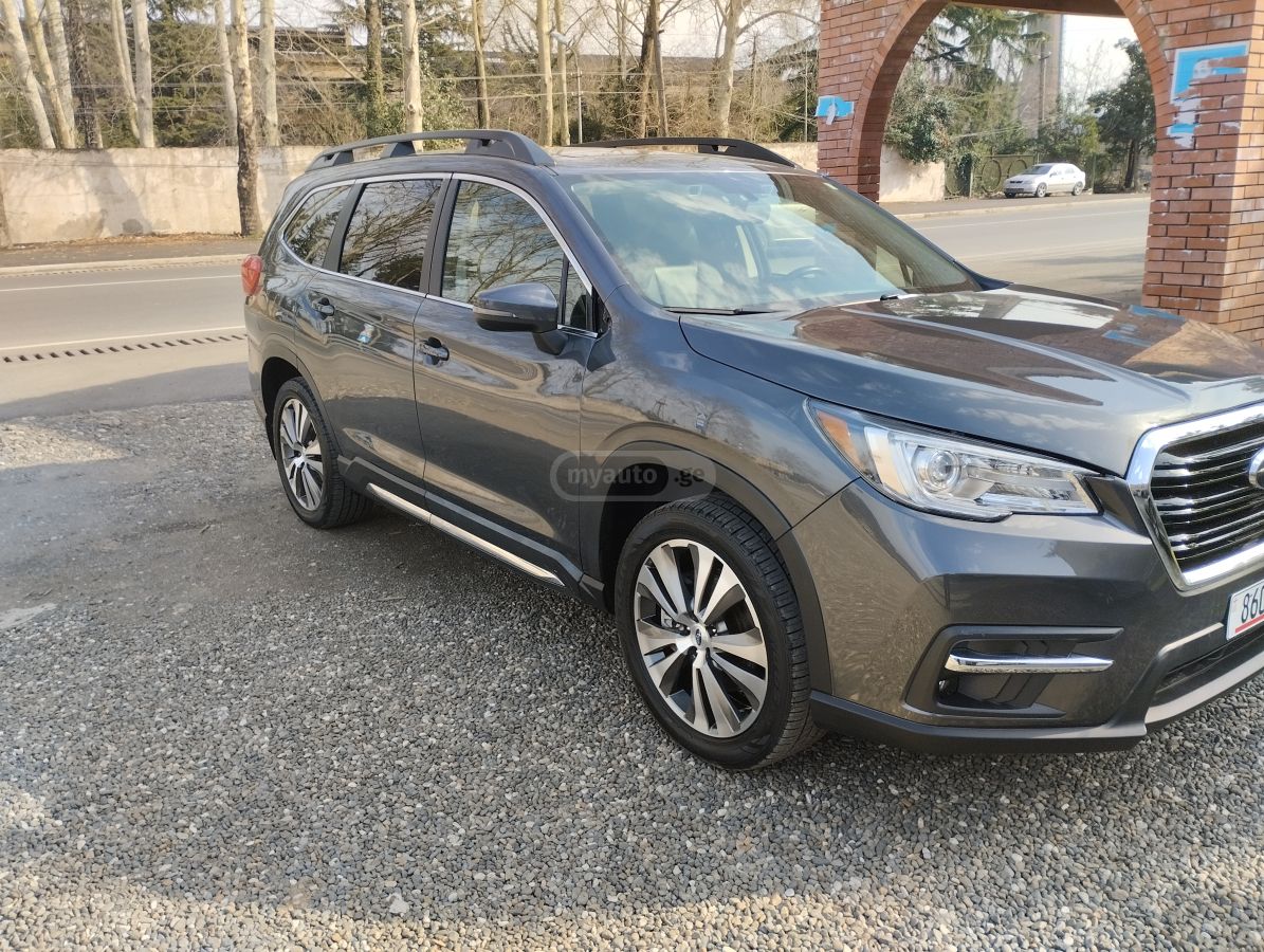 Subaru Limited All-Wheel Drive CVT — миниатюра 9