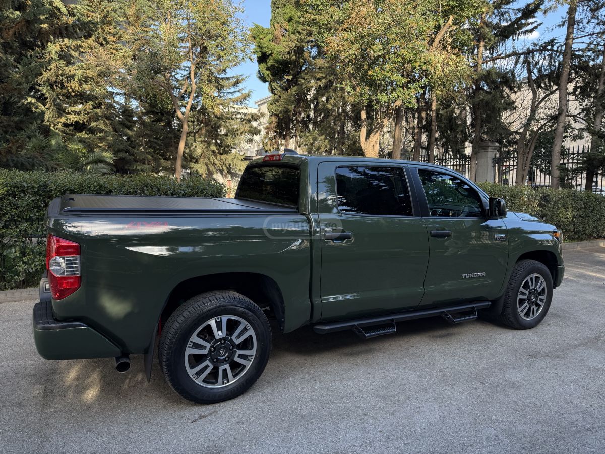 Toyota Tundra - фото 8