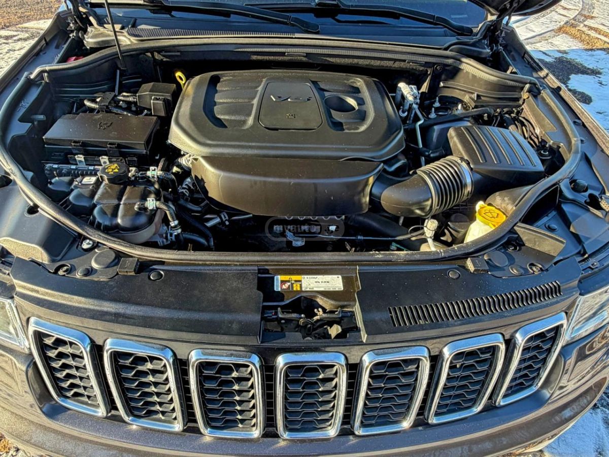 Jeep Grand Cherokee - фото 11