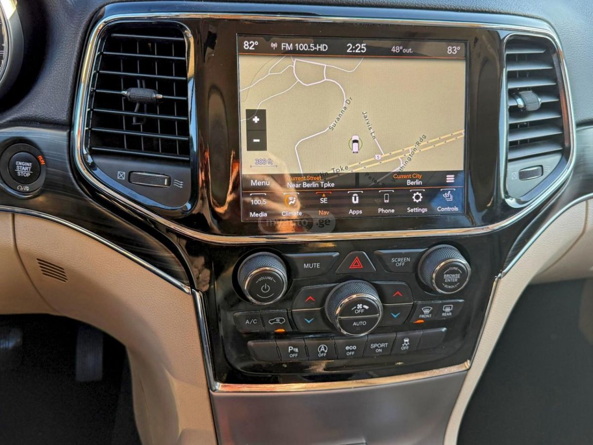 Jeep Grand Cherokee - фото 8