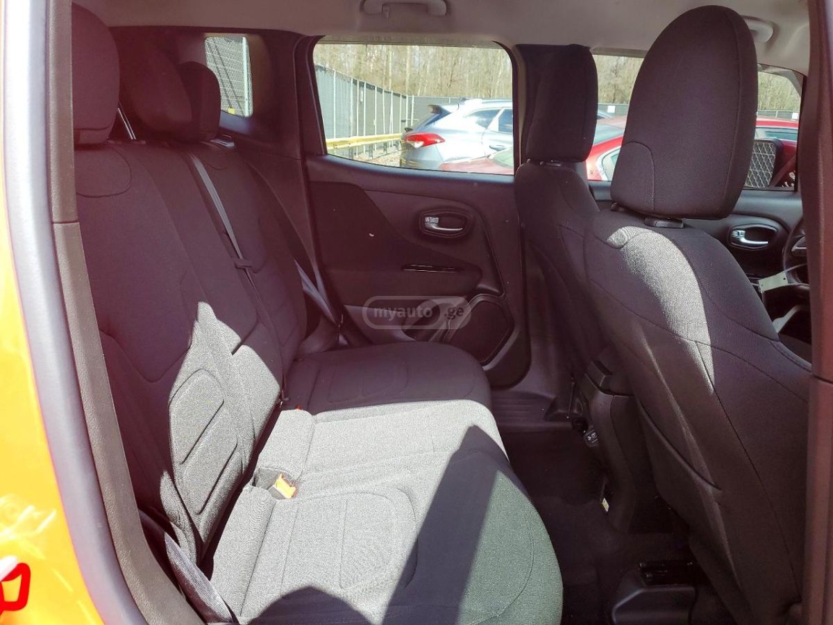 Jeep Renegade 2021 — миниатюра 10