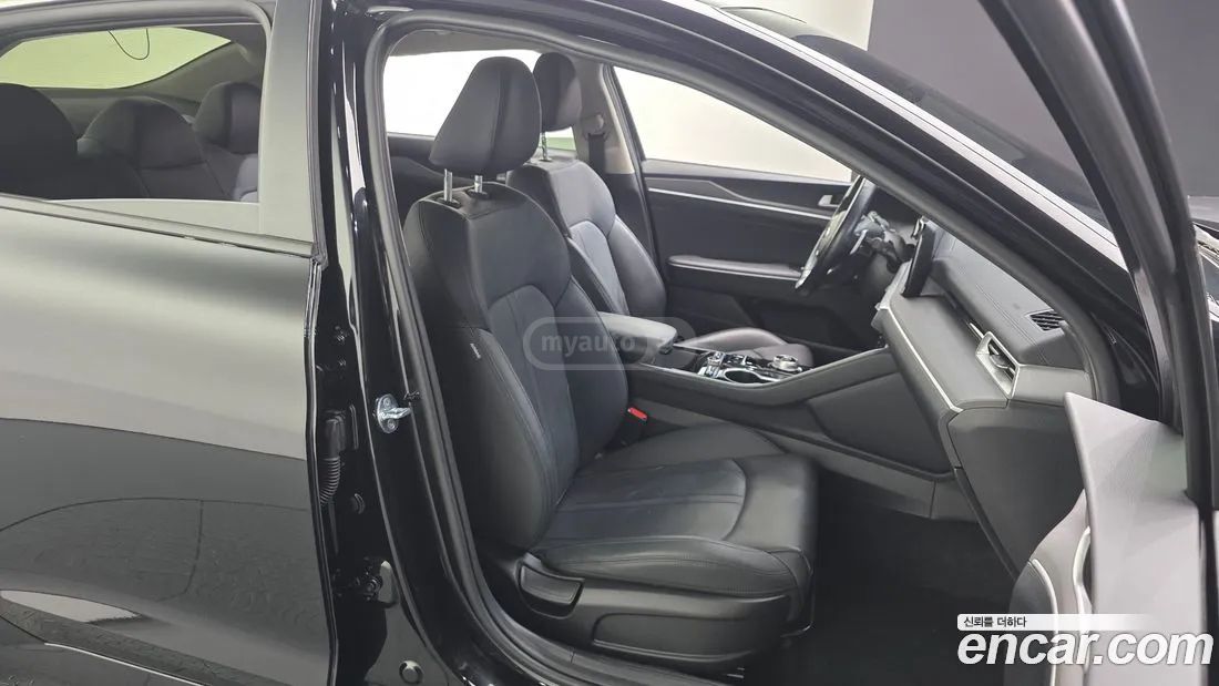 Kia Optima - фото 12