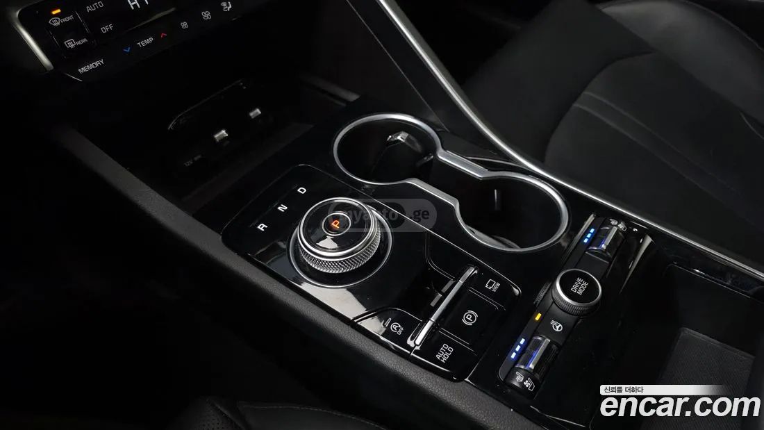 Kia Optima - фото 9