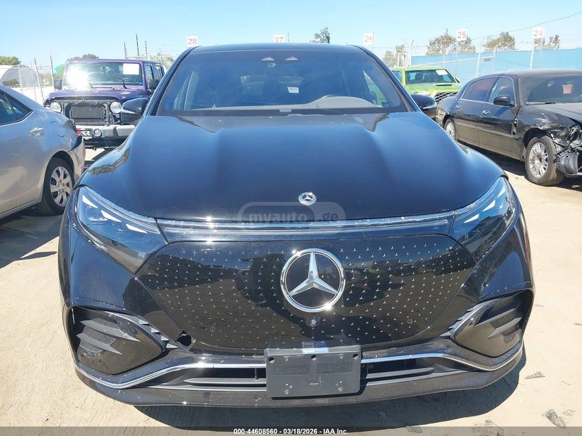 Mercedes-Benz EQS 2023 — миниатюра 12