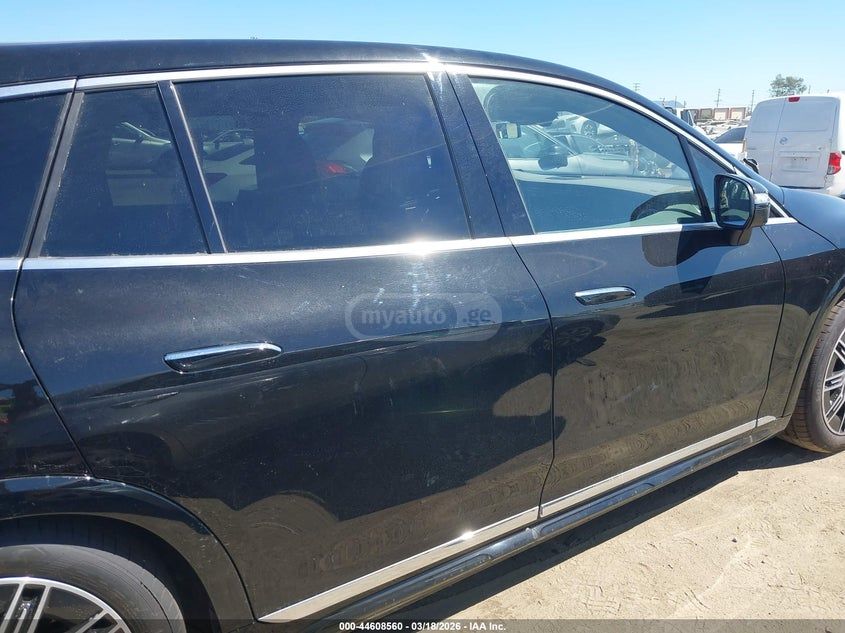 Mercedes-Benz EQS 2023 — миниатюра 13