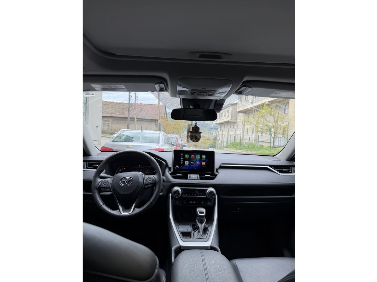 Toyota RAV 4 - фото 8