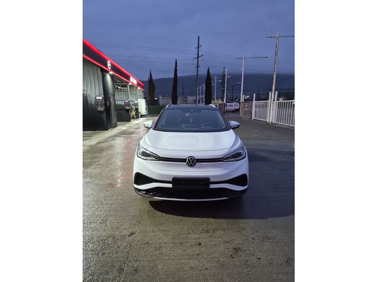 Volkswagen ID 4 - фото 1