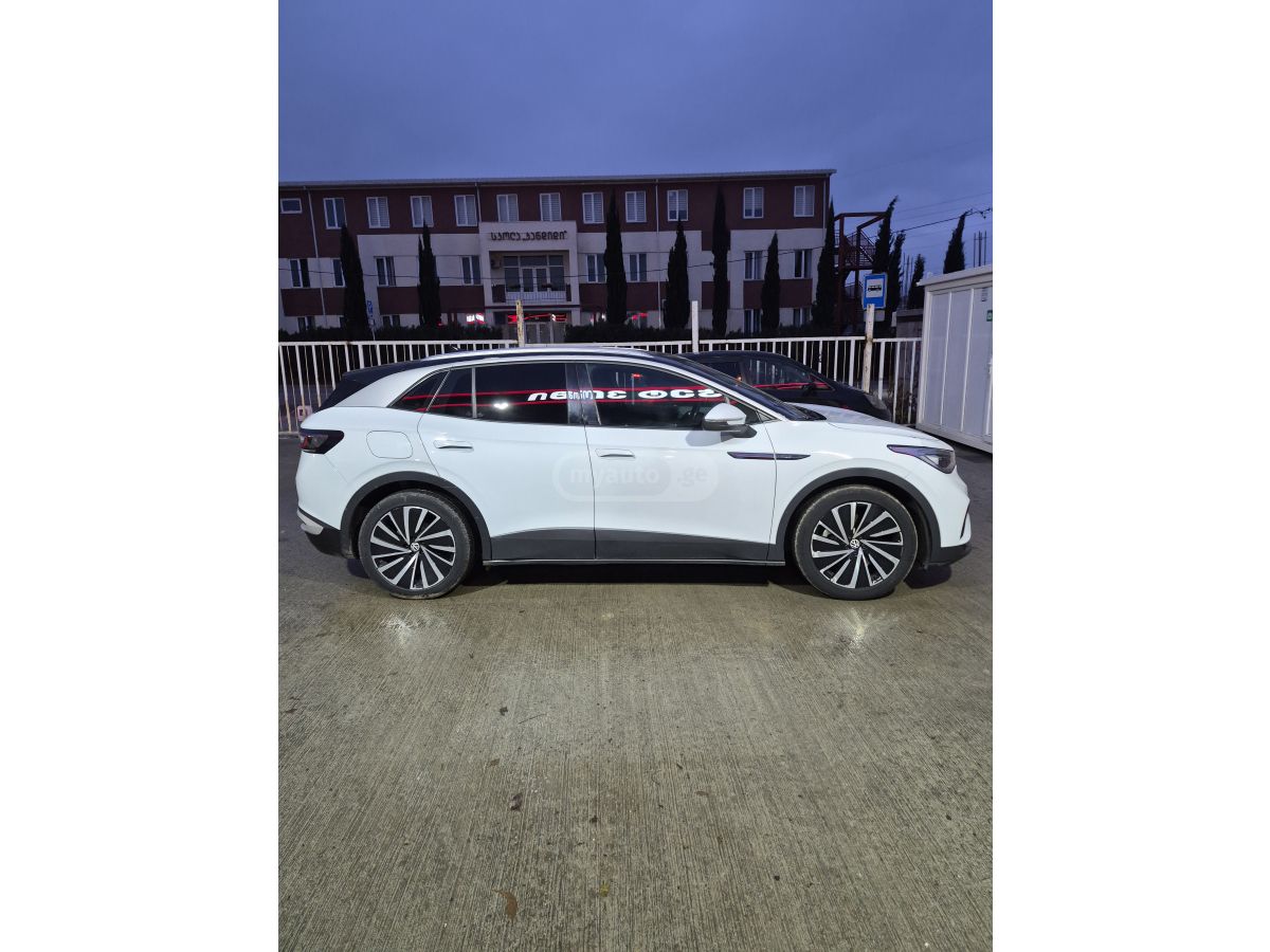 Volkswagen ID 4 - фото 2