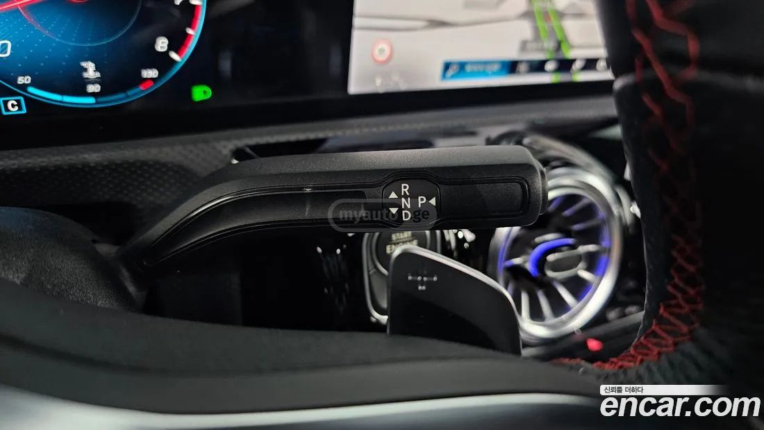 Mercedes-Benz CLA 45 AMG 2022 — миниатюра 9