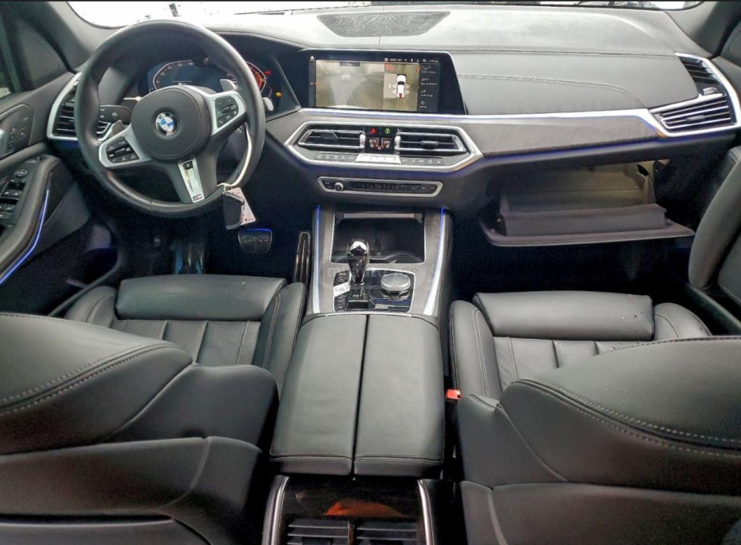 BMW xDrive40i 4dr All-Wheel Drive — миниатюра 3