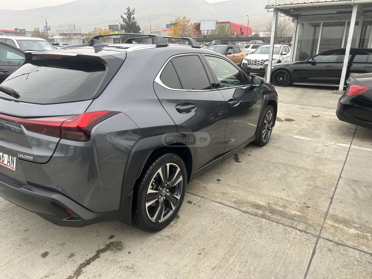 Lexus UX 200 2022 — миниатюра 4